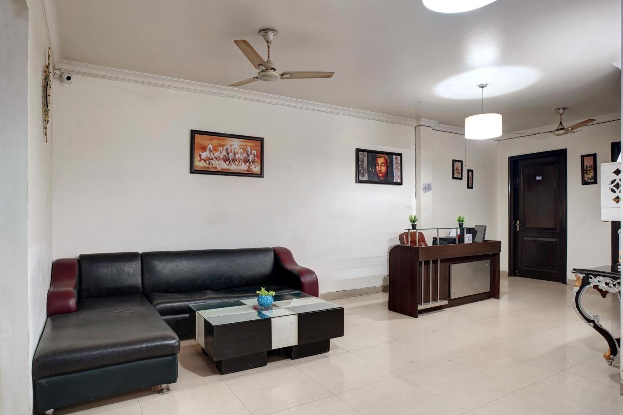 Nexhub Stay - Huda City Centre Gurgaon Exterior photo