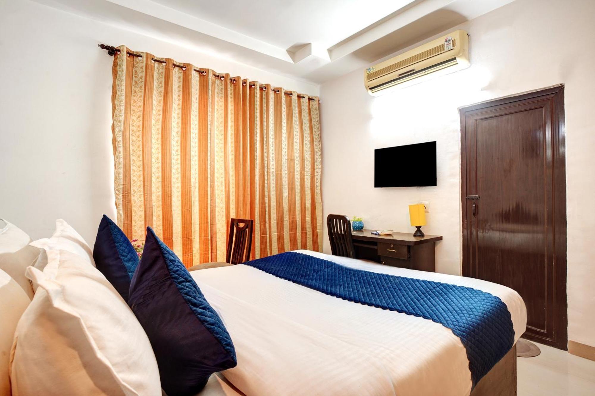 Nexhub Stay - Huda City Centre Gurgaon Exterior photo