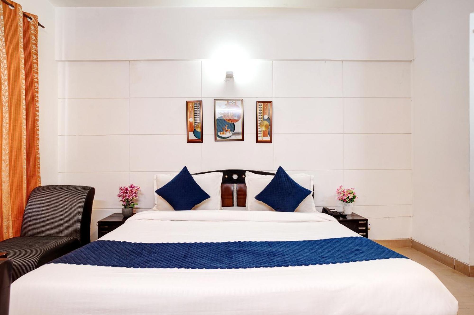 Nexhub Stay - Huda City Centre Gurgaon Exterior photo