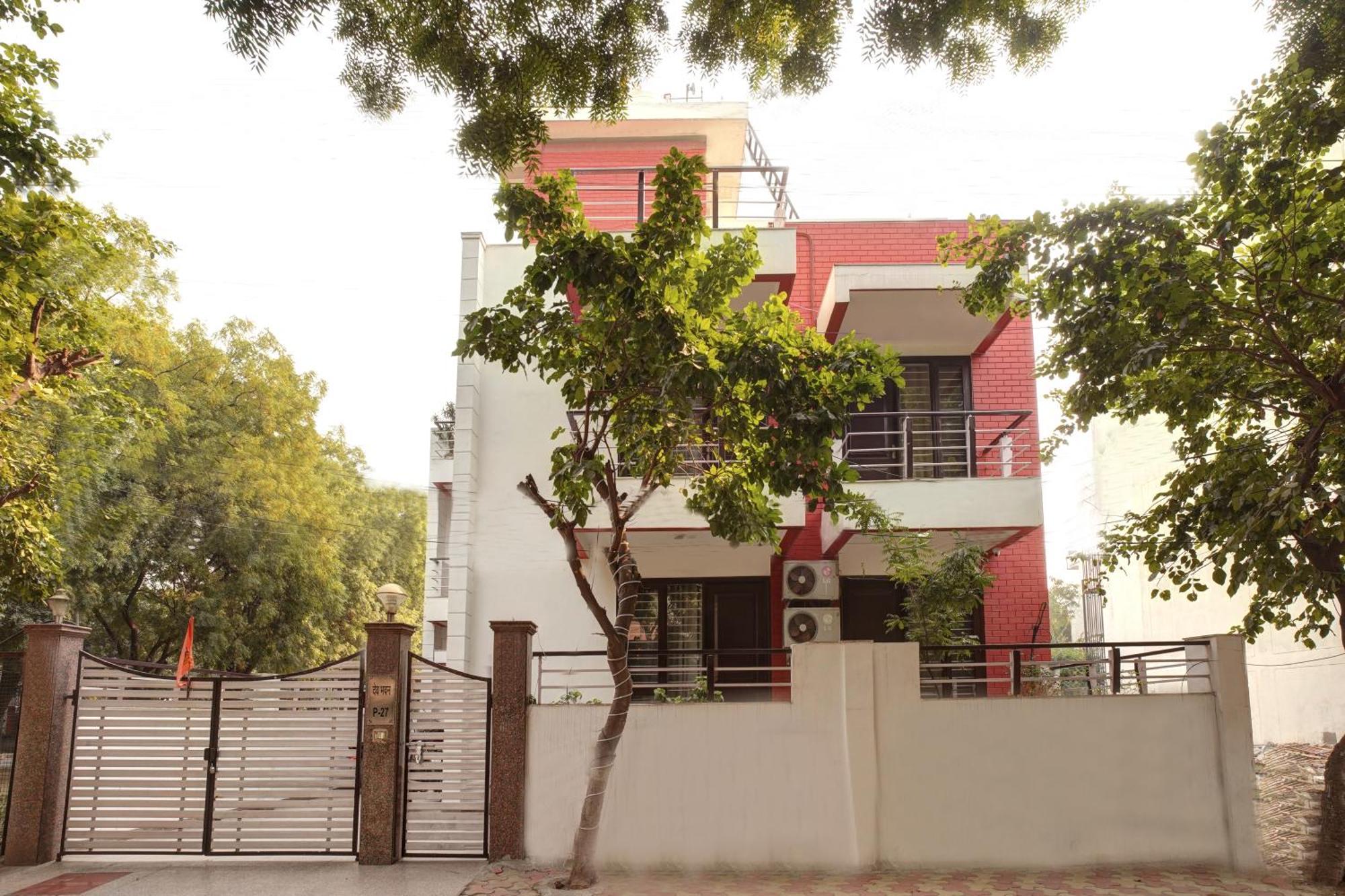 Nexhub Stay - Huda City Centre Gurgaon Exterior photo